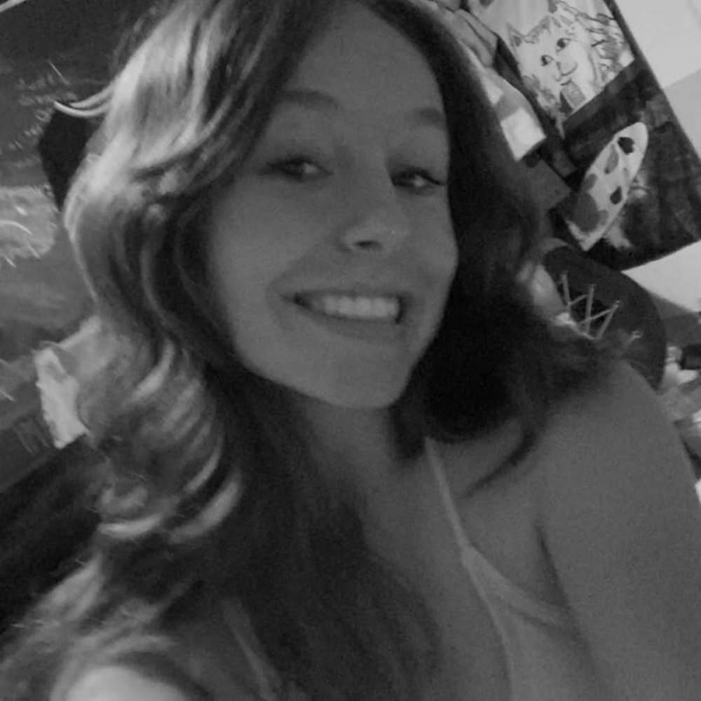 Meet your Posher, Carlee
